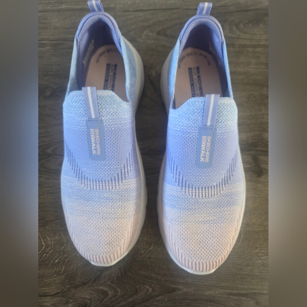 Womens Skechers Go Walk Flex Slip-On Shoes Size 10 - NEW - Picture 2 of 6
